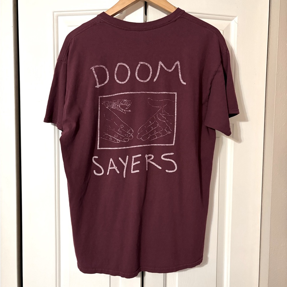 Doom Sayers Maroon Graphic T-Shirt RARE - large